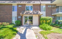 1103 Miller Lane, Buffalo Grove, IL 60089