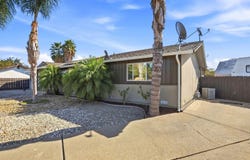 916 Sylvia ST, GUSTINE, CA 95322