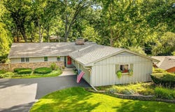 3233 Alta Vista Road, ROCKFORD, IL 61107