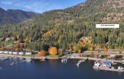 1010 Lakeview Blvd, Hope, ID 83836