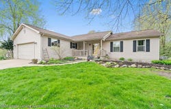 1173 Russell Lea Drive, Charlotte, MI 48813
