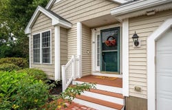 34 Dovetail Lane, Dover, NH 03820