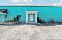 221 N US Highway 1, Fort Pierce, FL 34950