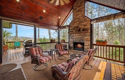 267 Oasis Drive, Blue Ridge, GA 30513