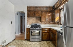 2975 oceanside Road, Oceanside, NY 11572