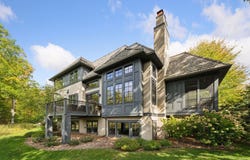 425 Carpenters Point, Wayzata, MN 55391