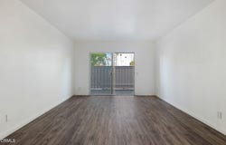 1300 Saratoga Avenue, Ventura, CA 93003