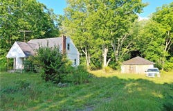 641 State Route 7 SE, Brookfield, OH 44403
