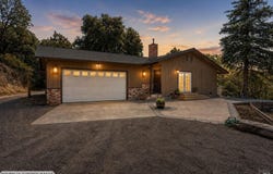 4555 E Side Calpella Road, Ukiah, CA 95482