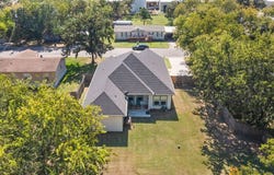 201 W South Street, Whitesboro, TX 76273