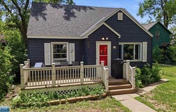 920 16th St N, Virginia, MN 55792