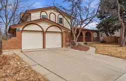 6218 S Cherry Cir, Centennial, CO 80121
