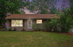 45713 E Peninsula Drive E, Grand Junction, MI 49056