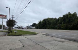 3619 W Pinhook Road, Lafayette, LA 70508