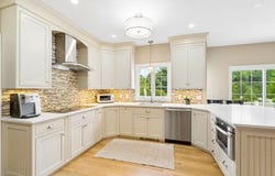 66 Medway St, Norfolk, MA 02056