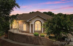 2725 Windswept Cove, York, SC 29745
