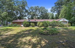 112 FOX HALL, DOVER, DE 19904