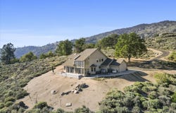 24930 Paramount Drive, Tehachapi, CA 93561
