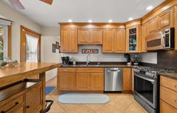 482 Franklin Lane, Elk Grove Village, IL 60007