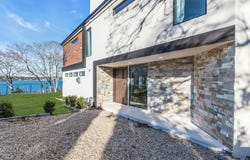 10 Bay View Drive, Hampton Bays, NY 11946