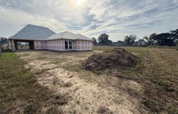 118 Spring Meadow Drive, Broussard, LA 70518