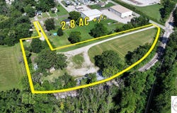 406 E Sedalia Avenue, Clinton, MO 64735