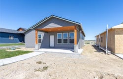 1020 5th Street E, Roundup, MT 59072