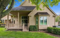 619 Windsor Run, Bloomfield Twp, MI 48304