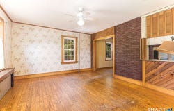 31-33 Brunswick Avenue, Plainfield, CT 06354