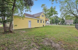 705 S Court Street, Tuscola, IL 61953