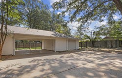 5359 Reddoch Drive, Jackson, MS 39211