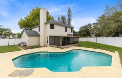 2704 ESTEP Court, OCOEE, FL 34761