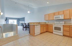 318 Barrington Circle, Lansing, MI 48917