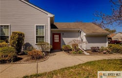 12 Rothwell Drive, Monroe, NJ 08831