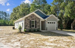 310 E Howard Street, Roseboro, NC 28382