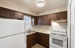 330 Valley View Dr, Radcliff, KY 40160