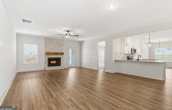 425 Ayers Creek Drive, Toccoa, GA 30577
