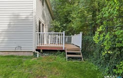 28 Larkspur Drive, Cromwell, CT 06416