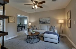 143 E CLINTON Street, Rushville, IL 62681