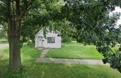 1237 N Calhoun Street, Decatur, IL 62521