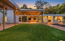 2538 Hutton Dr, Beverly Hills, CA 90210