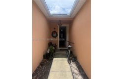 342 STAR SHELL DR, Tampa, FL 33572