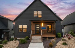 250 Poolside Pass, Hollister, MO 65672