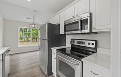 957 Bellflower Dr., Longs, SC 29568