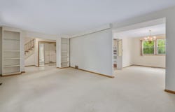 1903 Cheshire Lane, Wheaton, IL 60189