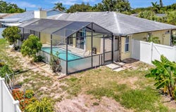 5729 AUGUSTA Circle, SARASOTA, FL 34238