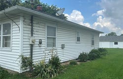 105 E Main Street, Steeleville, IL 62288