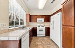2119 Tuscany Way, Redding, CA 96003