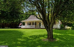 1165 FOX RUN Terrace, HANOVER, PA 17331