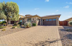 2197 E LINDRICK Drive, Gilbert, AZ 85298